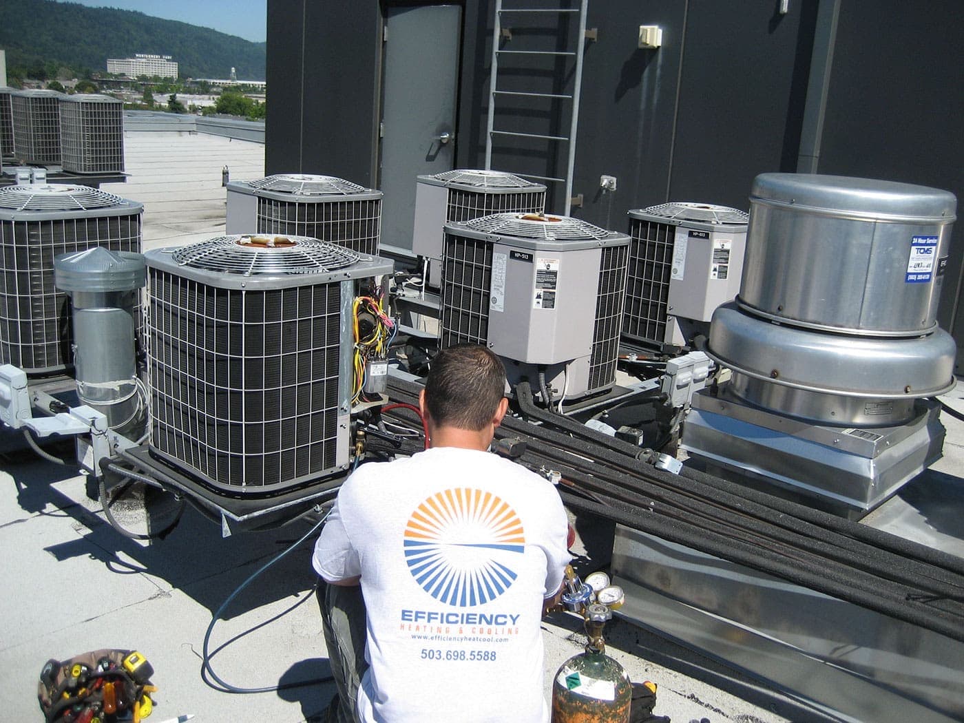 AC service and maintenance